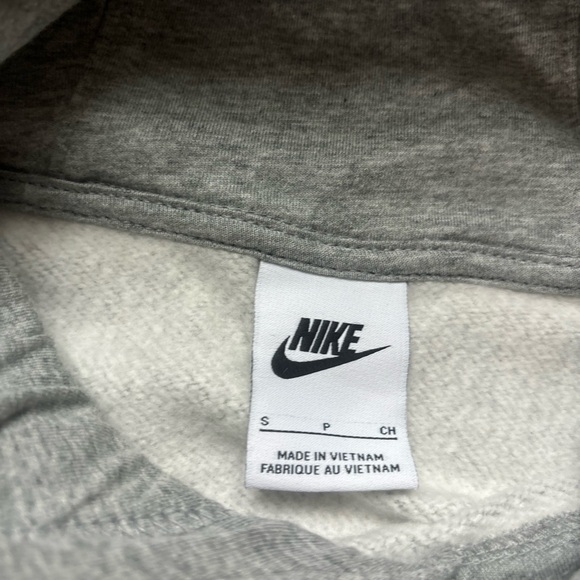 Villanova Nike retro Gray Sporty Pullover Sweater - Picture 3 of 6